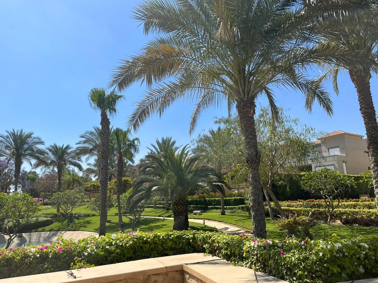 فيلا للبيع في سيزونز في القاهرة الجديدة بمساحة 0 م² تتكون من 5 غرف