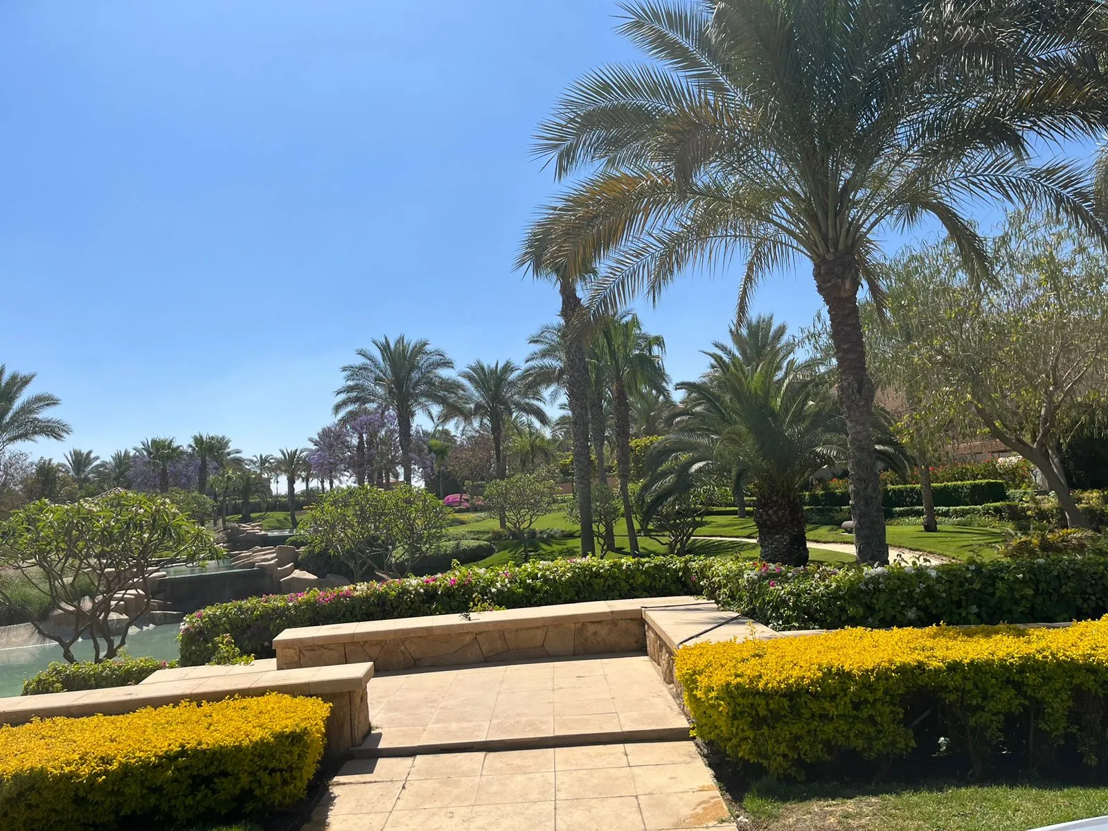 فيلا للبيع في سيزونز في القاهرة الجديدة بمساحة 0 م² تتكون من 5 غرف