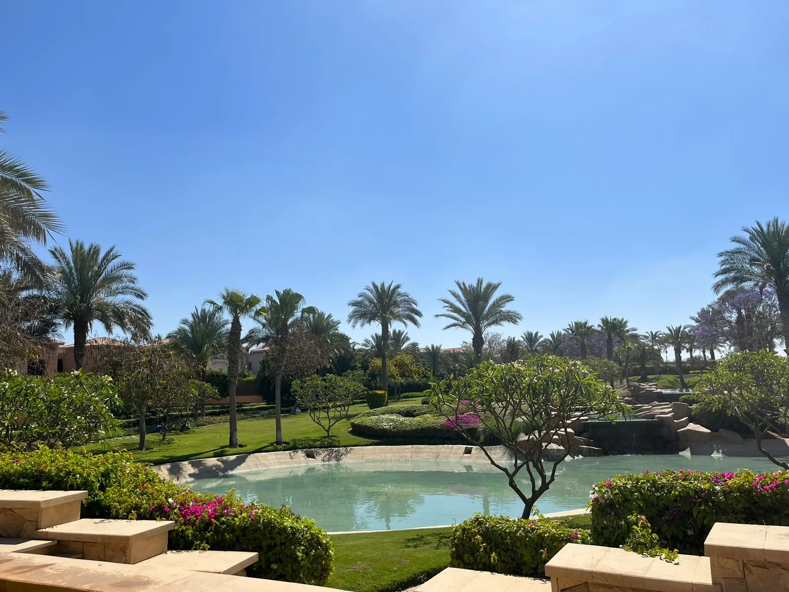 فيلا للبيع في سيزونز في القاهرة الجديدة بمساحة 0 م² تتكون من 5 غرف