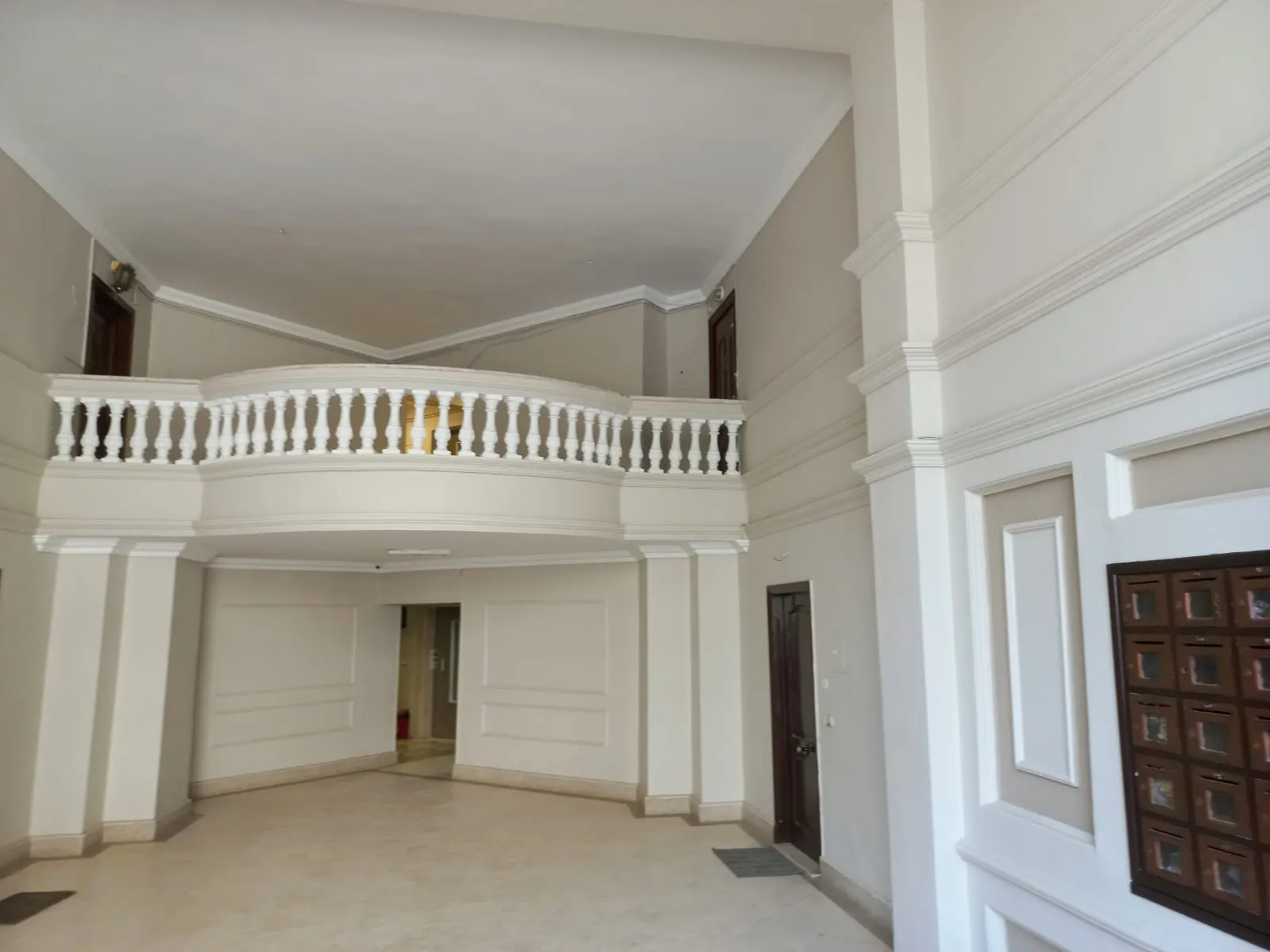 للبيع في بارون سيتى في بمساحة 0 م² تتكون من 0 غرف