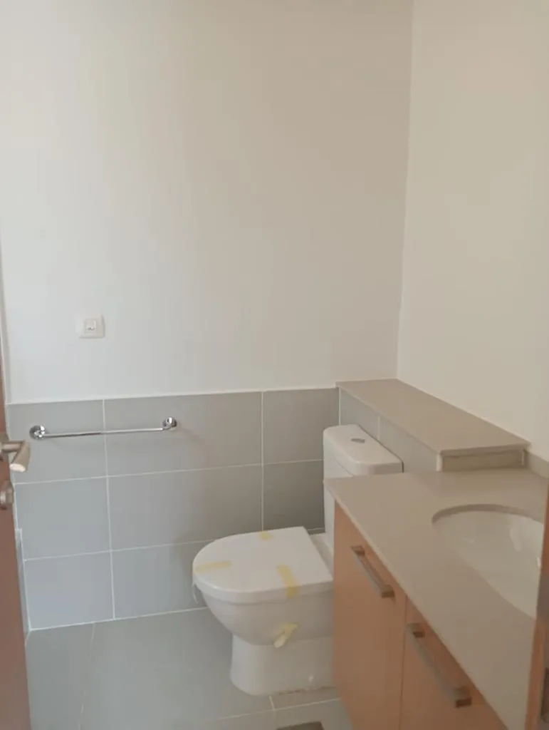 للبيع في ميفيدا في بمساحة 0 م² تتكون من 0 غرف