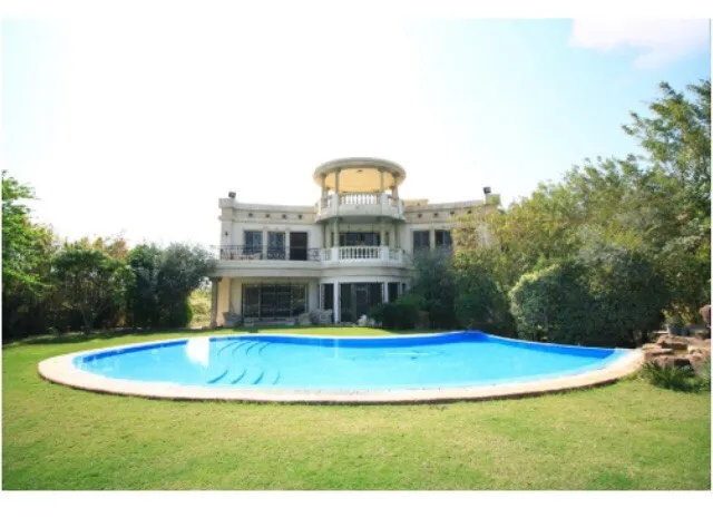  للبيع في ميراج سيتي في  بمساحة 0 م² تتكون من 0 غرف