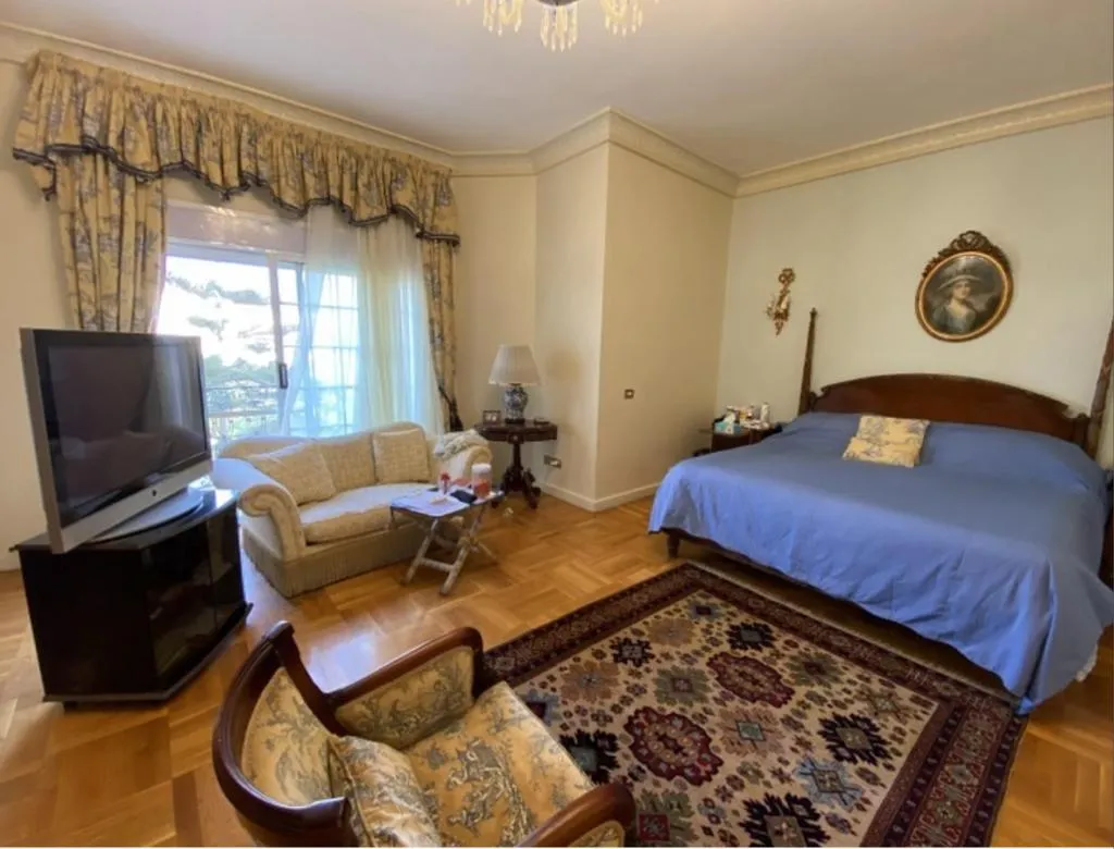  للبيع في الروضة في  بمساحة 0 م² تتكون من 0 غرف