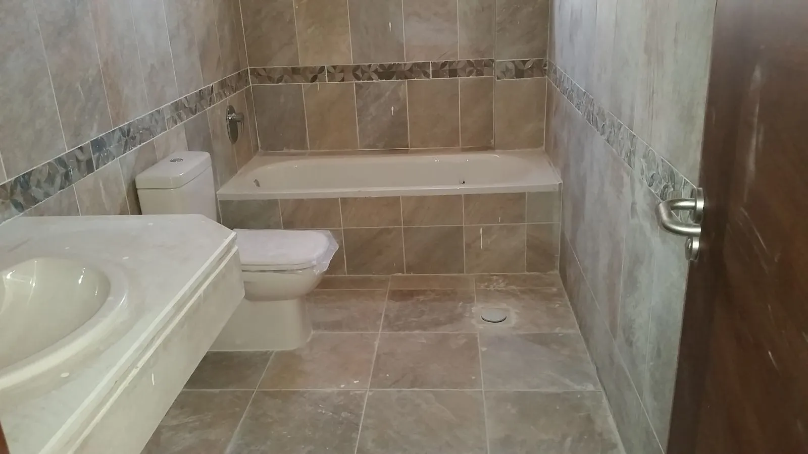 للبيع في لافيستا 6 في بمساحة 0 م² تتكون من 0 غرف