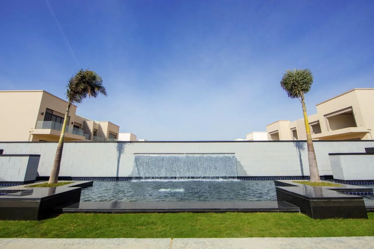 للبيع في أدريس إيست في بمساحة 0 م² تتكون من 0 غرف