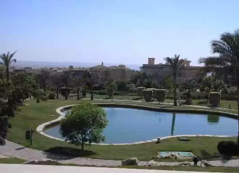  للبيع في أرابيلا في  بمساحة 0 م² تتكون من 0 غرف