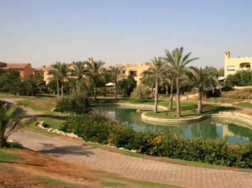  للبيع في أرابيلا في  بمساحة 0 م² تتكون من 0 غرف