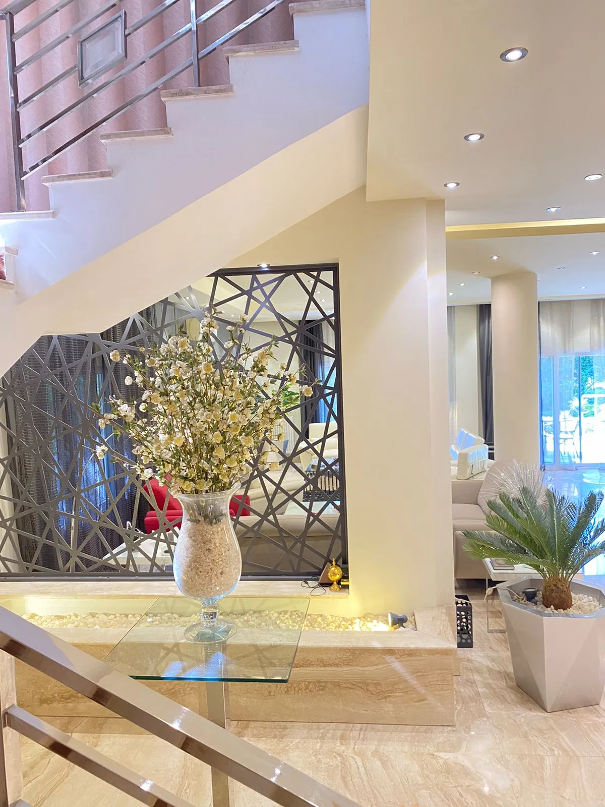  للبيع في زايد ديونز في  بمساحة 0 م² تتكون من 0 غرف