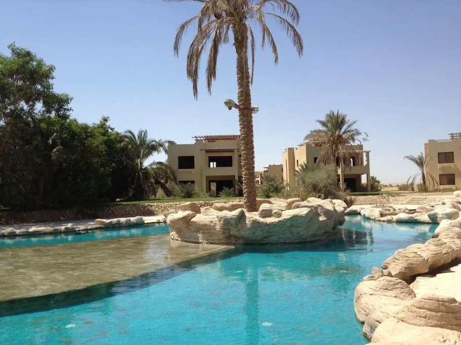 فيلا للبيع في لا سيرينا بالم بيتش في العين السخنة بمساحة 0 م² تتكون من 4 غرف