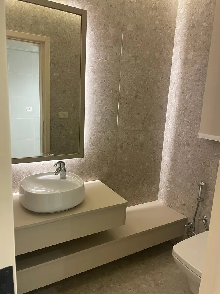 Apartment for sale in DISTRICT 5 in South New Cairo of 180 m² with 3 bedrooms