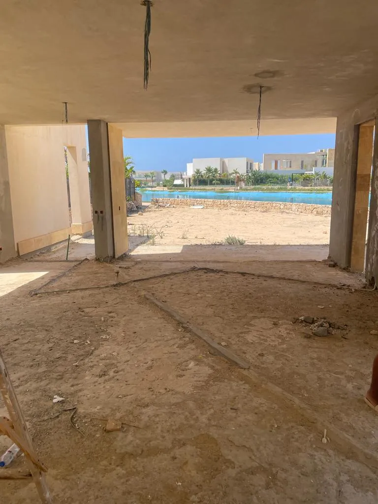  للبيع في سيشيل سيدي عبد الرحمن  في  بمساحة 0 م² تتكون من 0 غرف