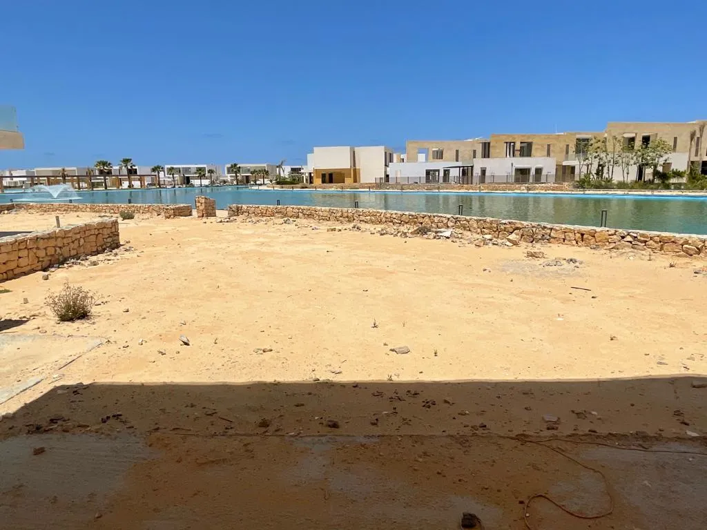  للبيع في سيشيل سيدي عبد الرحمن  في  بمساحة 0 م² تتكون من 0 غرف