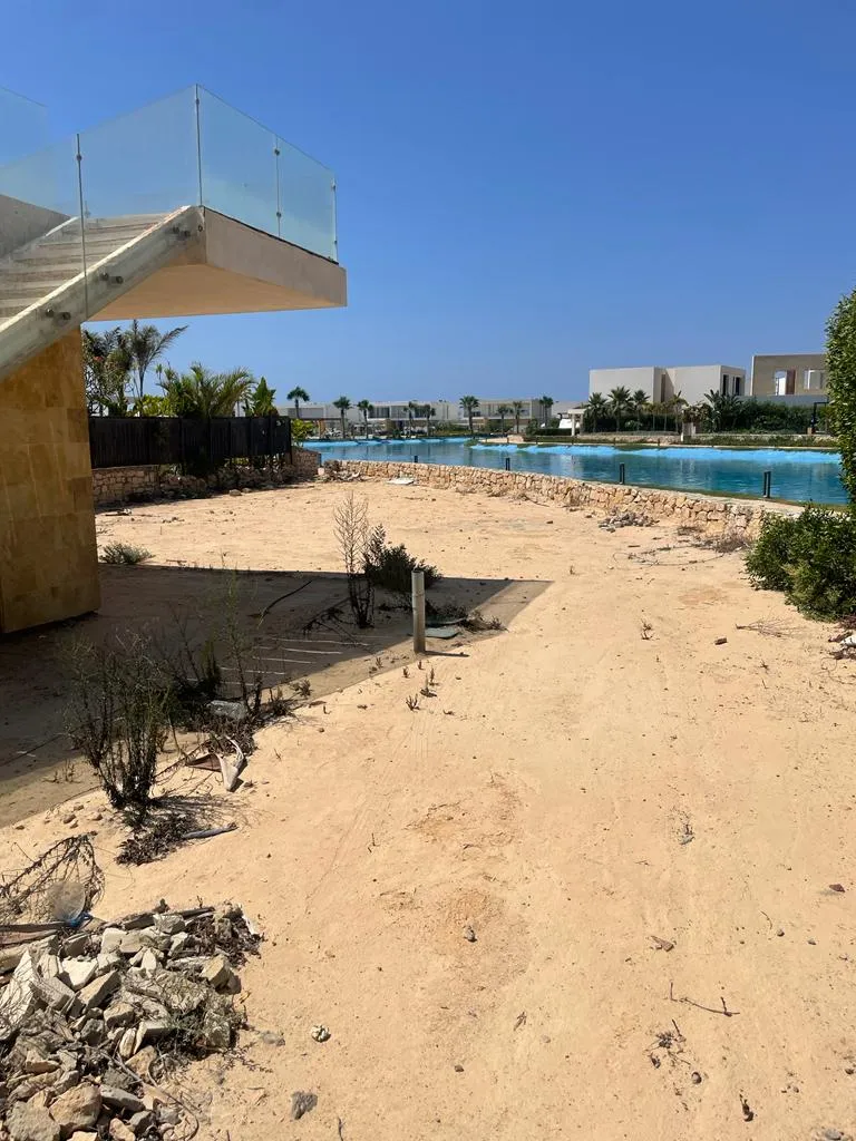  للبيع في سيشيل سيدي عبد الرحمن  في  بمساحة 0 م² تتكون من 0 غرف