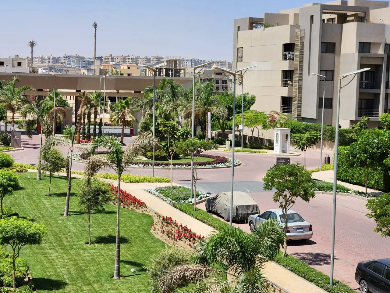  للبيع في فيفث سكوير المراسم في  بمساحة 0 م² تتكون من 0 غرف