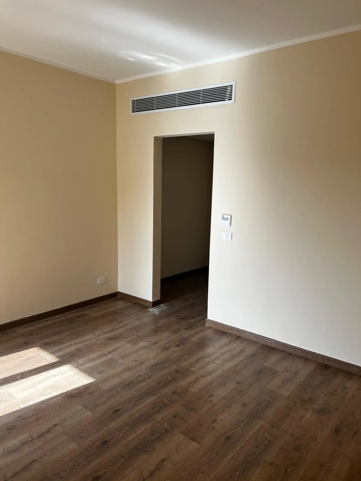 Apartment for sale in Ninety Avenue in North Investors of 190 m² with 3 bedrooms