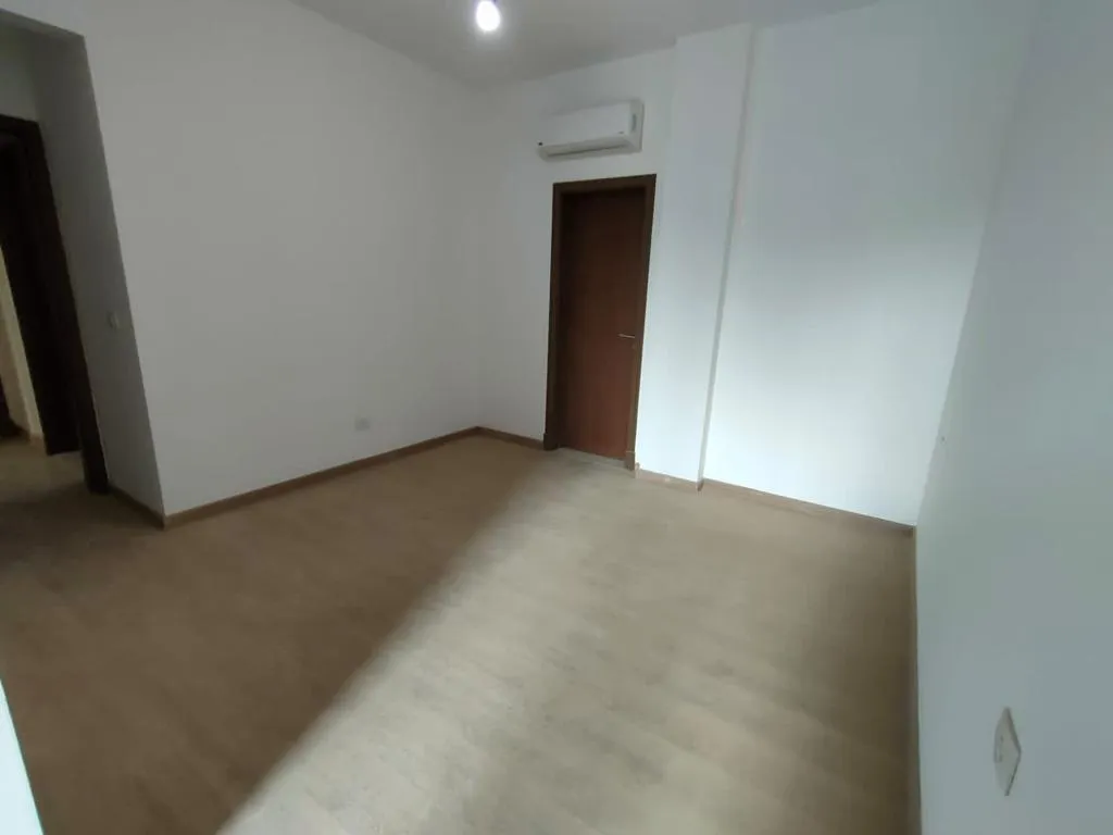  للبيع في فيفث سكوير المراسم في  بمساحة 0 م² تتكون من 0 غرف