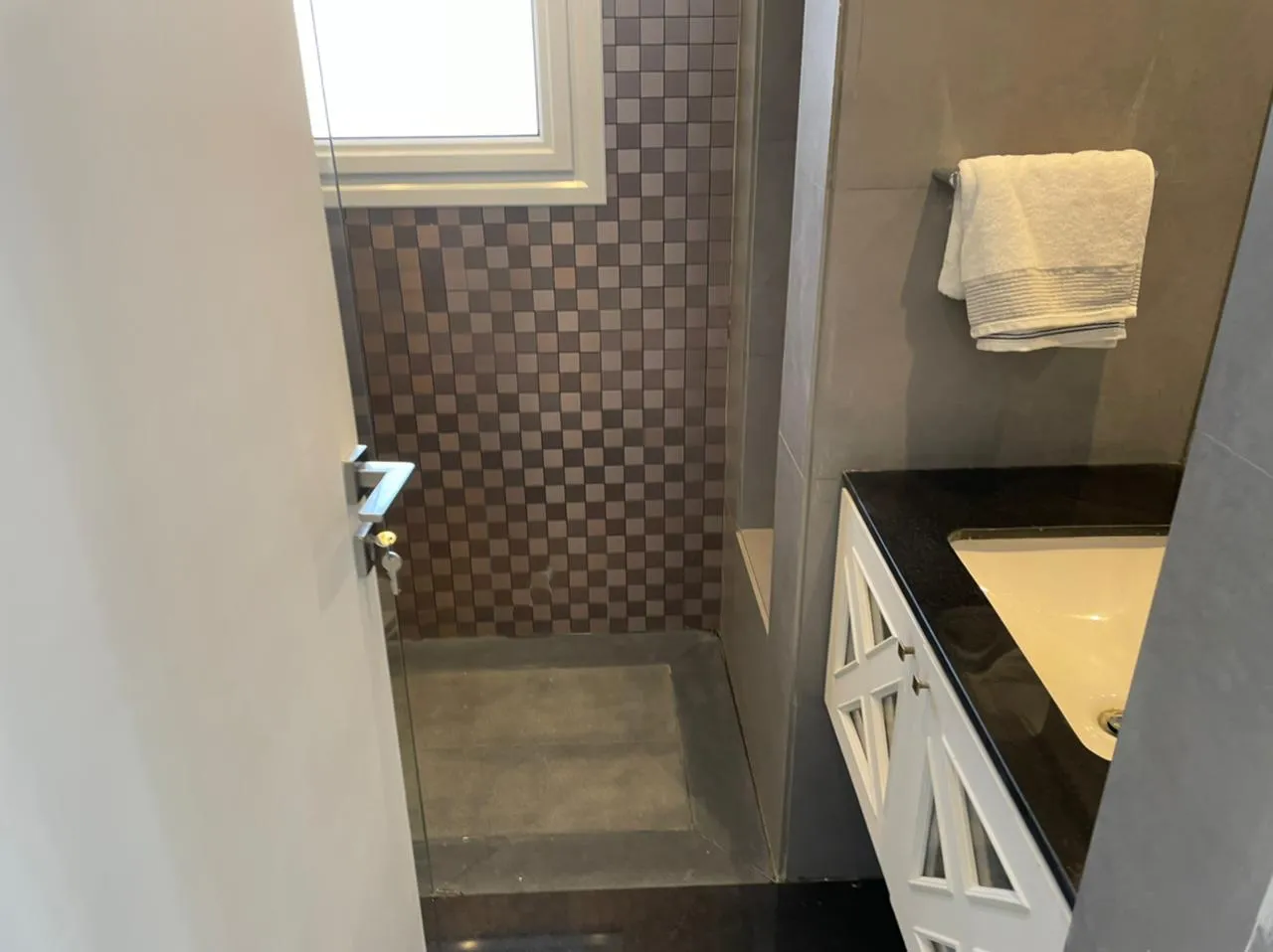  للبيع في ماونتن فيو تشيل أوت بارك في  بمساحة 0 م² تتكون من 0 غرف