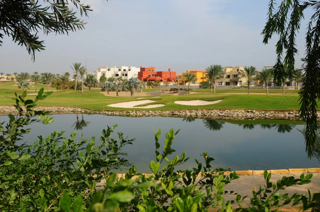 فيلا للبيع في بالم هيلز جولف فيوز في مدينة السادس من أكتوبر بمساحة 0 م² تتكون من 6 غرف