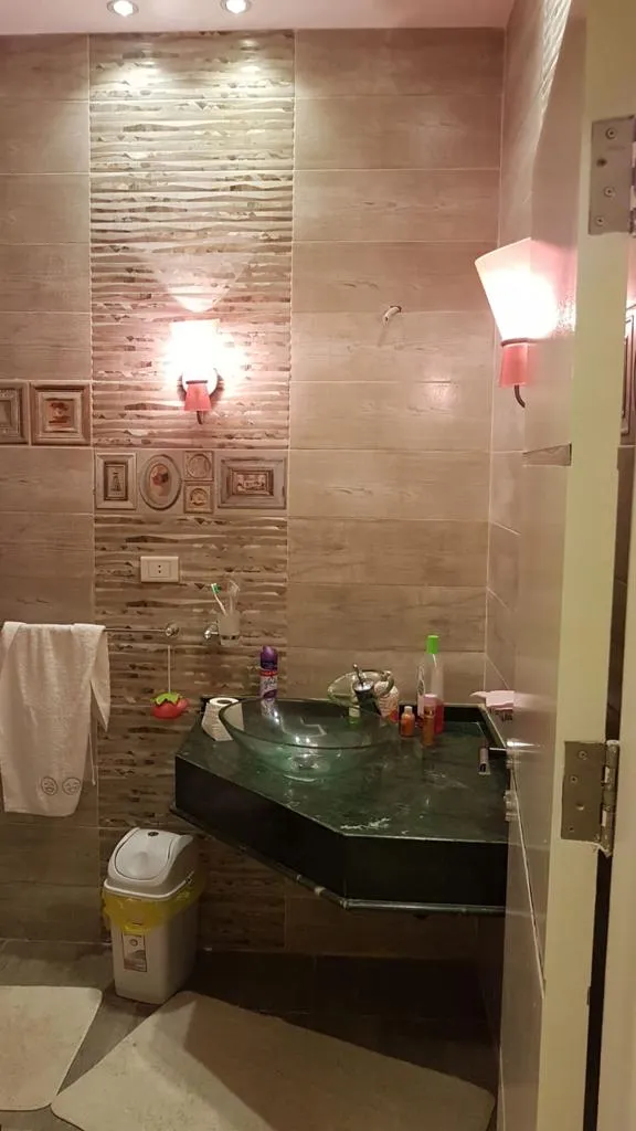 شاليه للبيع في هاسيندا باي في سيدي عبد الرحمن بمساحة 0 م² تتكون من 3 غرف