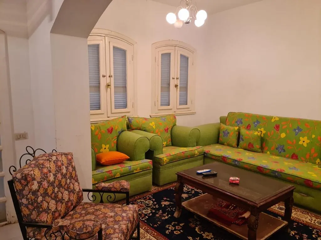 توين هاوس للبيع في بالم بيتش في راس سدر بمساحة 0 م² تتكون من 2 غرف