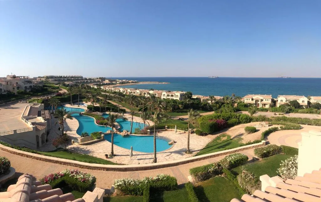 Villa for sale in LA Vista 4 in Ain Sokhna of 0 m² with 3 bedrooms