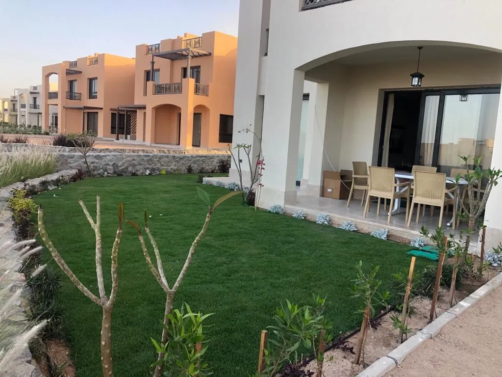 شقة للبيع في مكادي هايتس في مكادي بمساحة 0 م² تتكون من 3 غرف