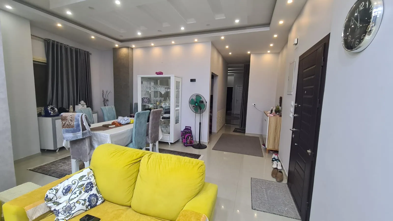 Apartment for sale in El Rehab  in New Cairo of 220 m² with 3 bedrooms