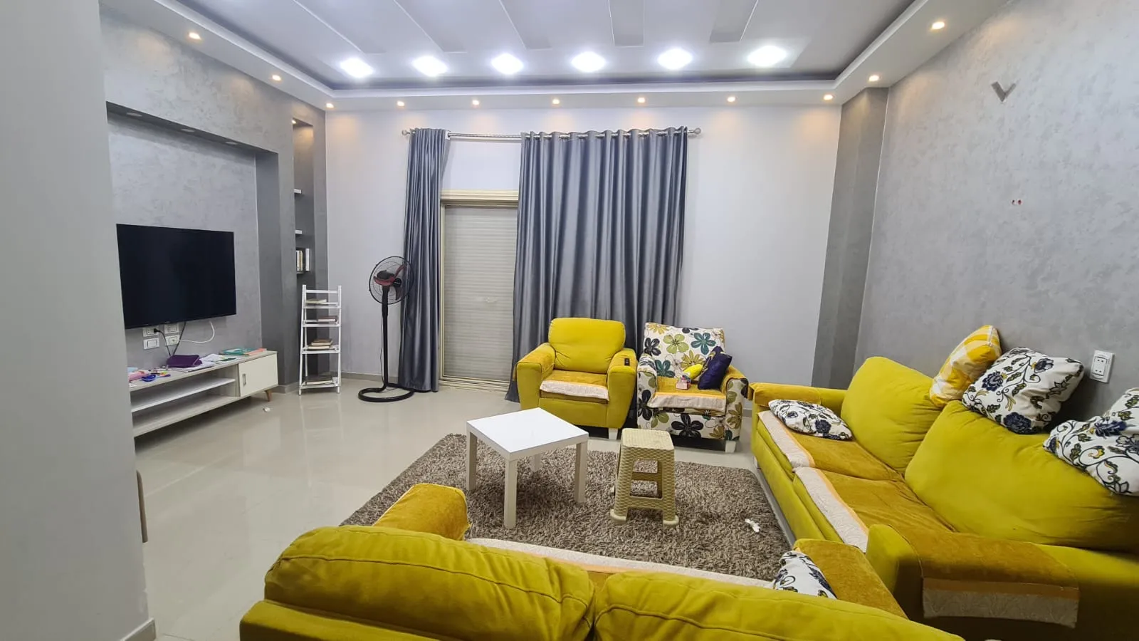 Apartment for sale in El Rehab  in New Cairo of 220 m² with 3 bedrooms