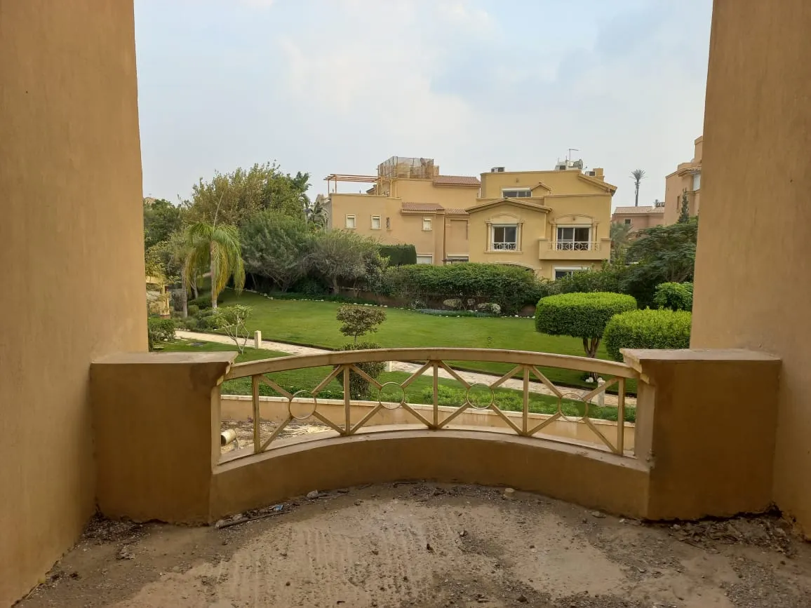 فيلا للبيع في قطامية هيلز في القاهرة الجديدة بمساحة 0 م² تتكون من 6 غرف
