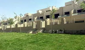 فيلا للبيع في قطامية هيلز في القاهرة الجديدة بمساحة 0 م² تتكون من 6 غرف