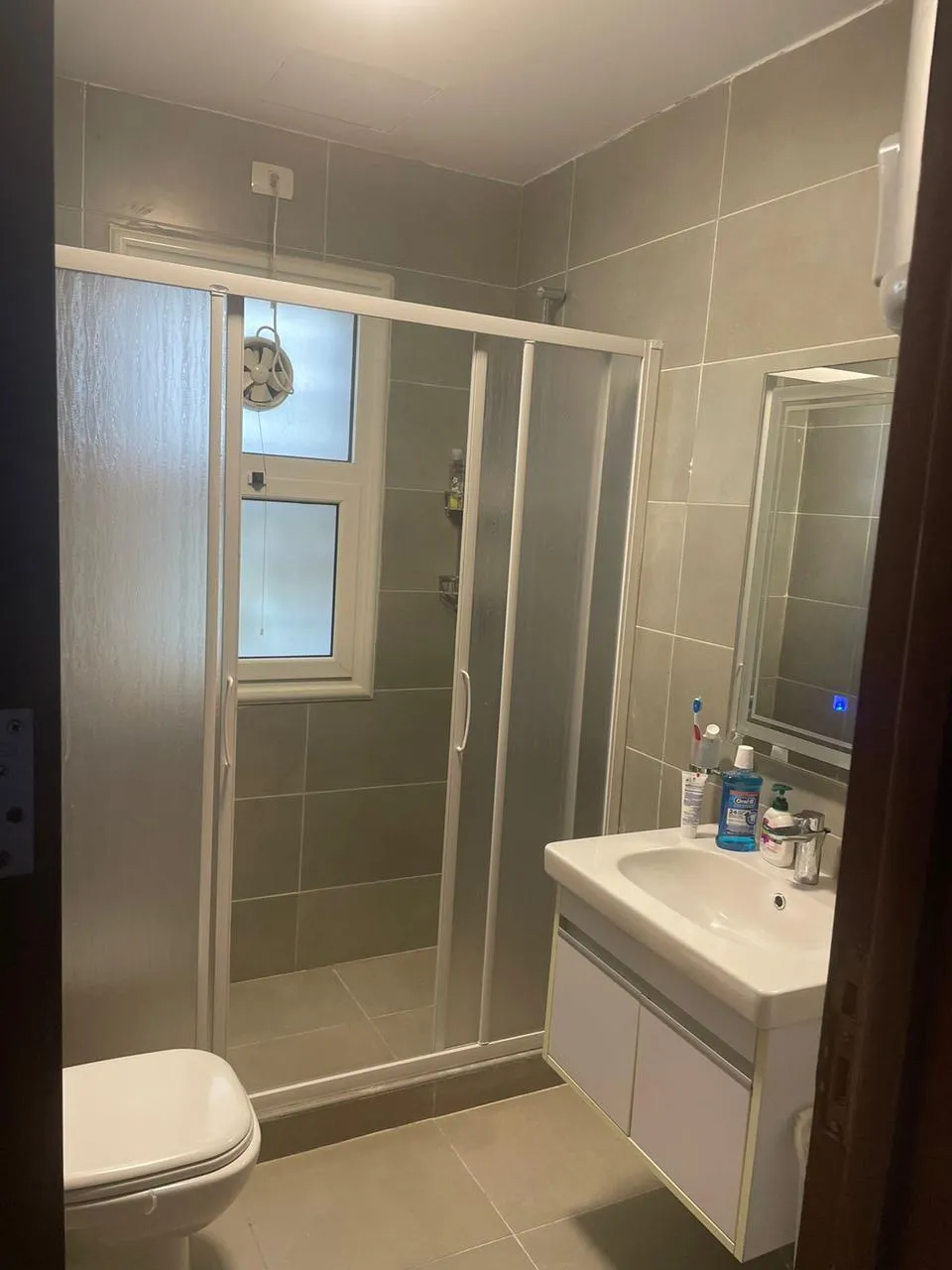 شاليه للبيع في أمواج في سيدي عبد الرحمن بمساحة 0 م² تتكون من 3 غرف