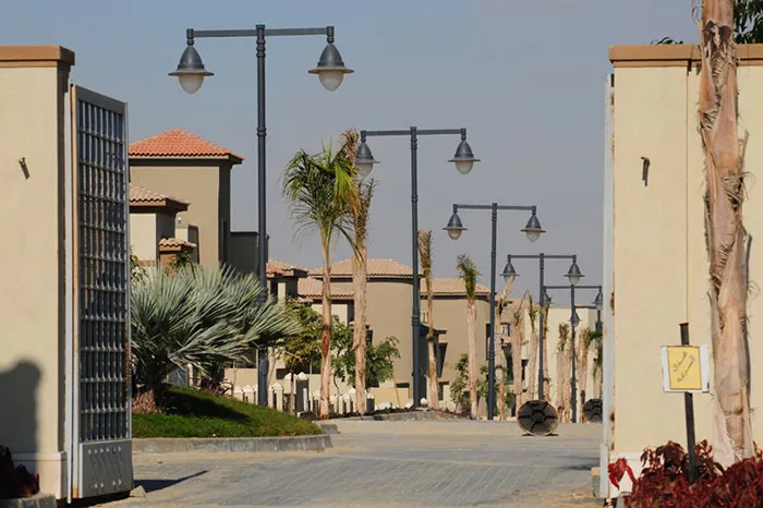 فيلا للبيع في PK1 بالم هيلز قطامية في جولدن سكوير بمساحة 0 م² تتكون من 6 غرف