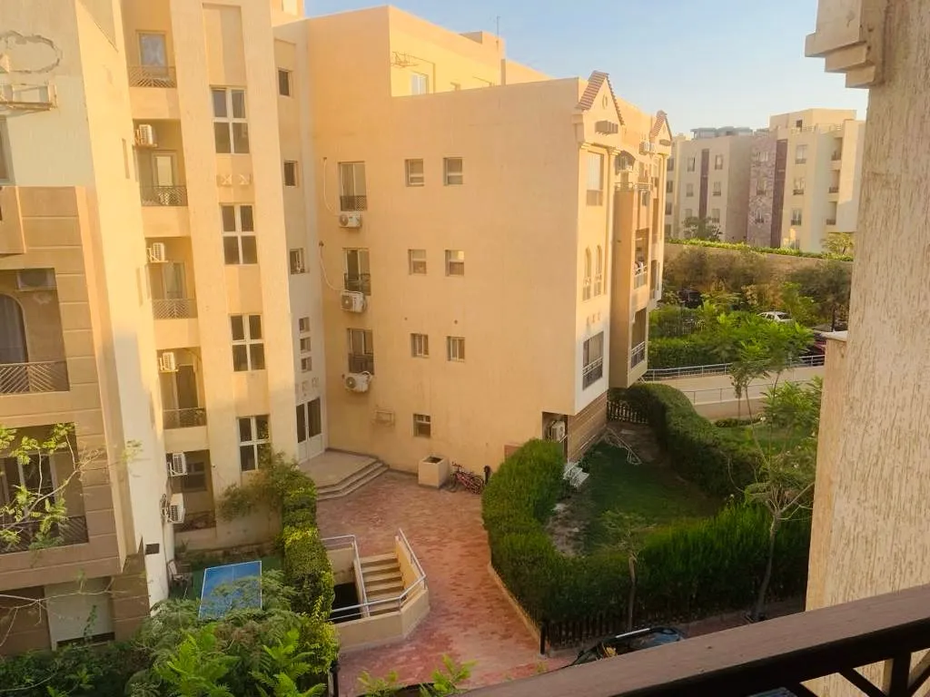 شقة للبيع في هاي لاند بارك في القاهرة الجديدة بمساحة 0 م² تتكون من 3 غرف