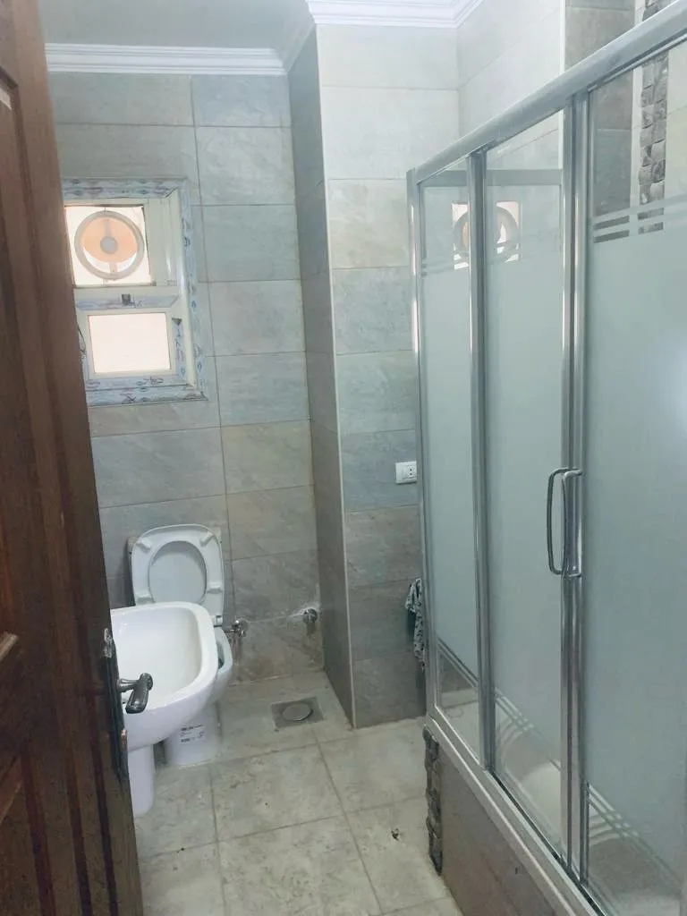 شقة للبيع في هاي لاند بارك في القاهرة الجديدة بمساحة 0 م² تتكون من 3 غرف