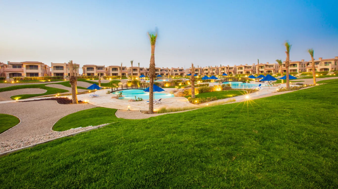 شاليه للبيع في لا فيستا توباز في العين السخنة بمساحة 0 م² تتكون من 3 غرف