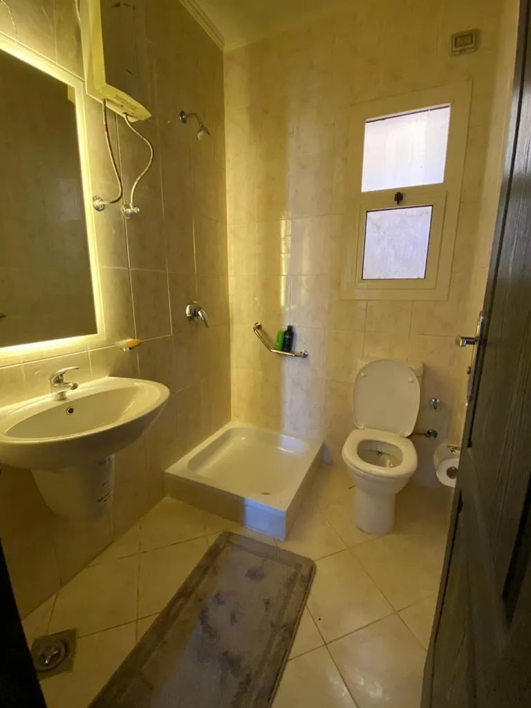 شاليه للبيع في بورتو السخنة في العين السخنة بمساحة 0 م² تتكون من 2 غرف