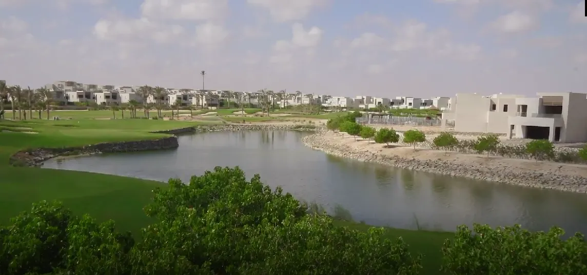 شاليه للبيع في هاسيندا باي في سيدي عبد الرحمن بمساحة 0 م² تتكون من 2 غرف