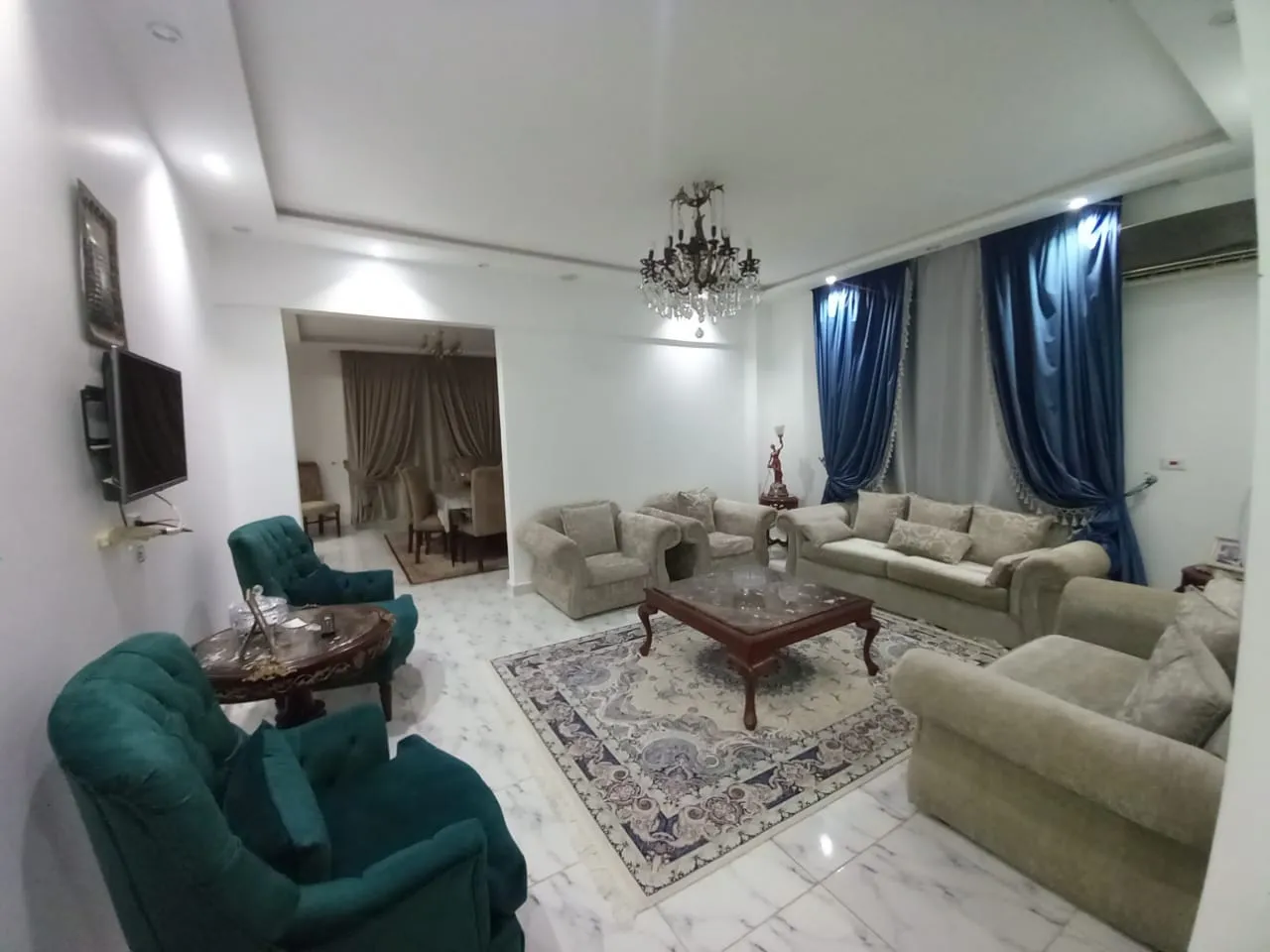 Villa for sale in Golf Solimania in New Sphinx of 300 m² with 5 bedrooms