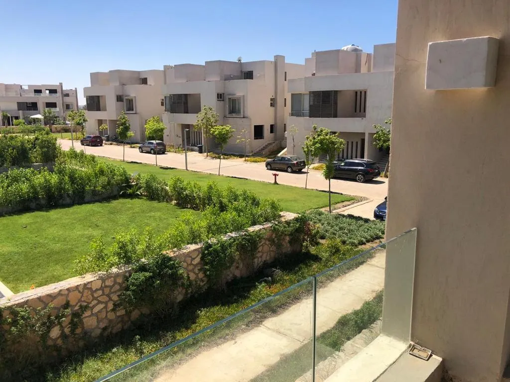 شاليه للبيع في هاسيندا باي في سيدي عبد الرحمن بمساحة 0 م² تتكون من 4 غرف