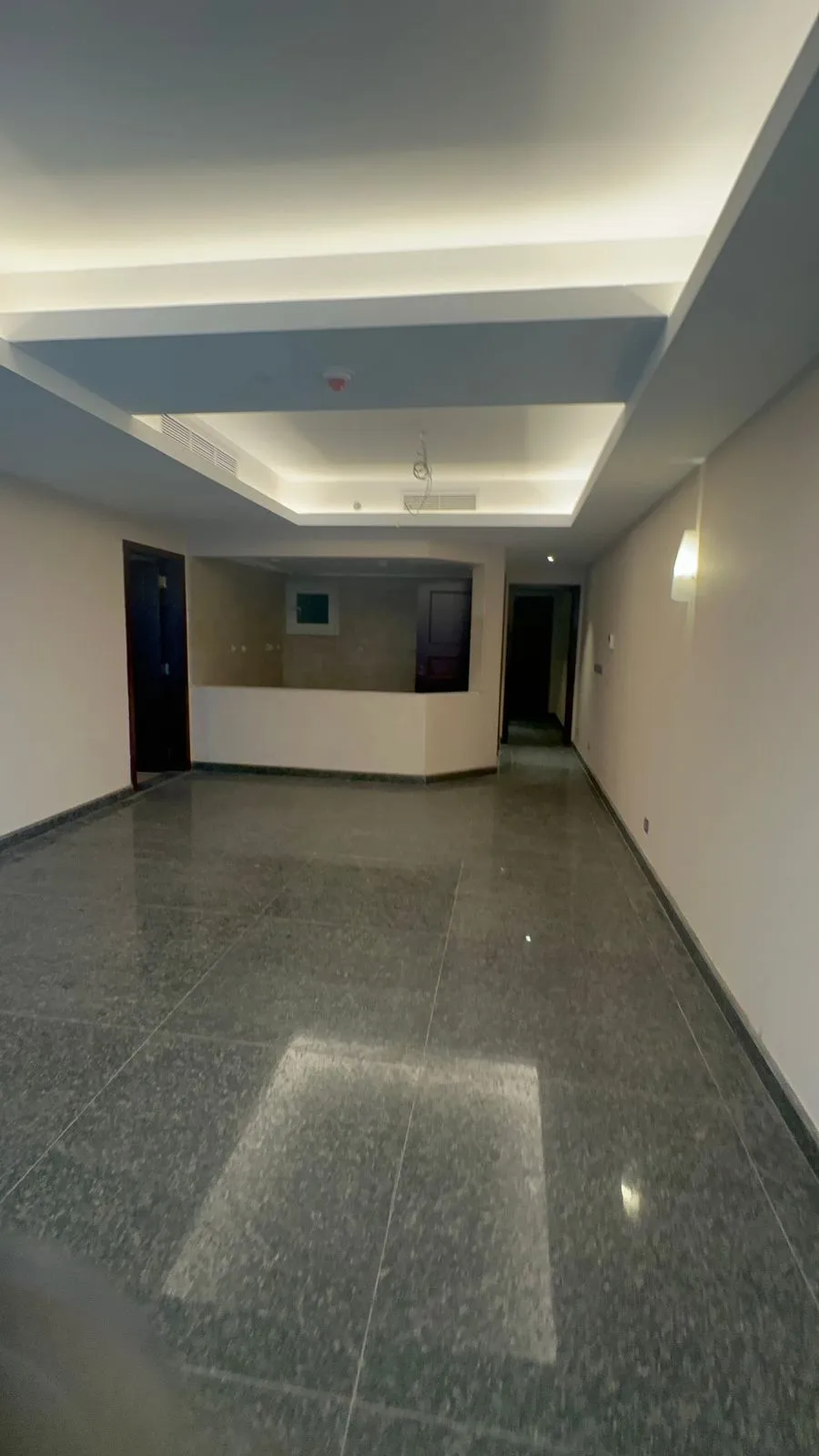  للبيع في نايل بيرل تاور في  بمساحة 0 م² تتكون من 0 غرف