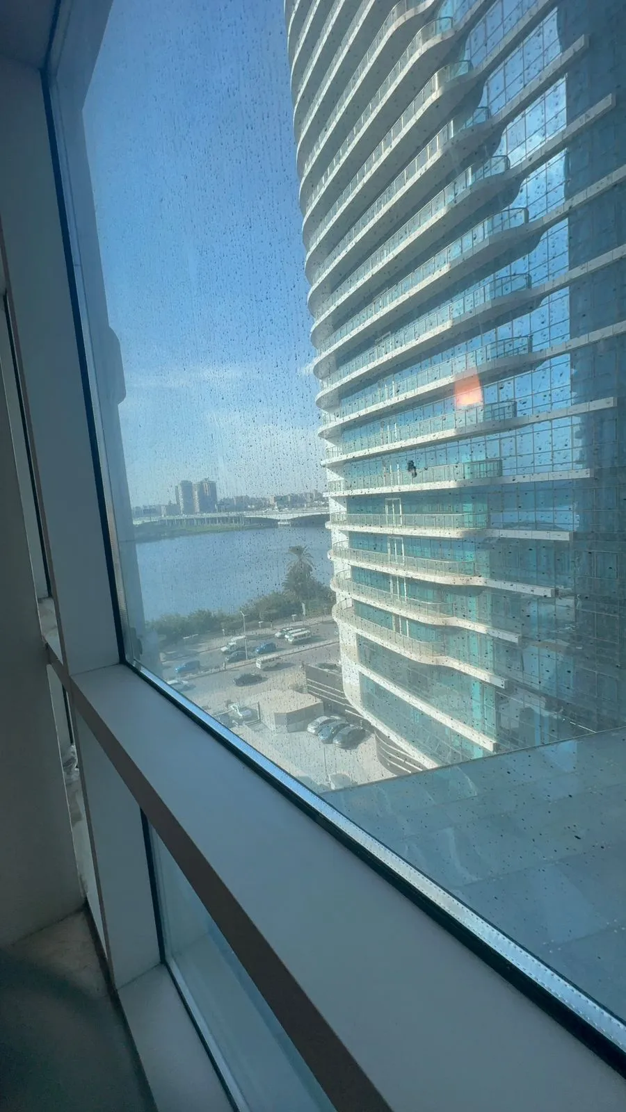  للبيع في نايل بيرل تاور في  بمساحة 0 م² تتكون من 0 غرف