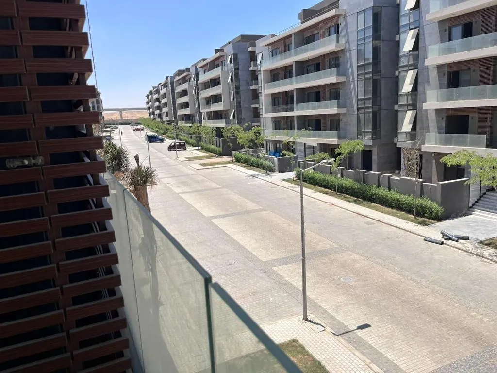 شقة للبيع في الباتيو أورو في القاهرة الجديدة بمساحة 0 م² تتكون من 3 غرف