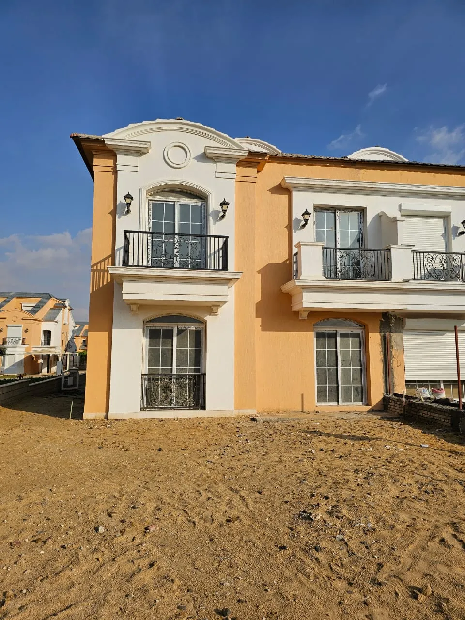 توين هاوس للبيع في ليان في القاهرة الجديدة بمساحة 0 م² تتكون من 3 غرف