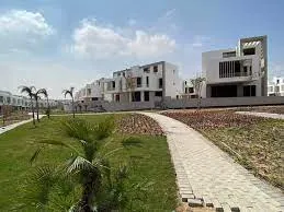 تاون هاوس للبيع في جولز في مدينة السادس من أكتوبر بمساحة 0 م² تتكون من 3 غرف