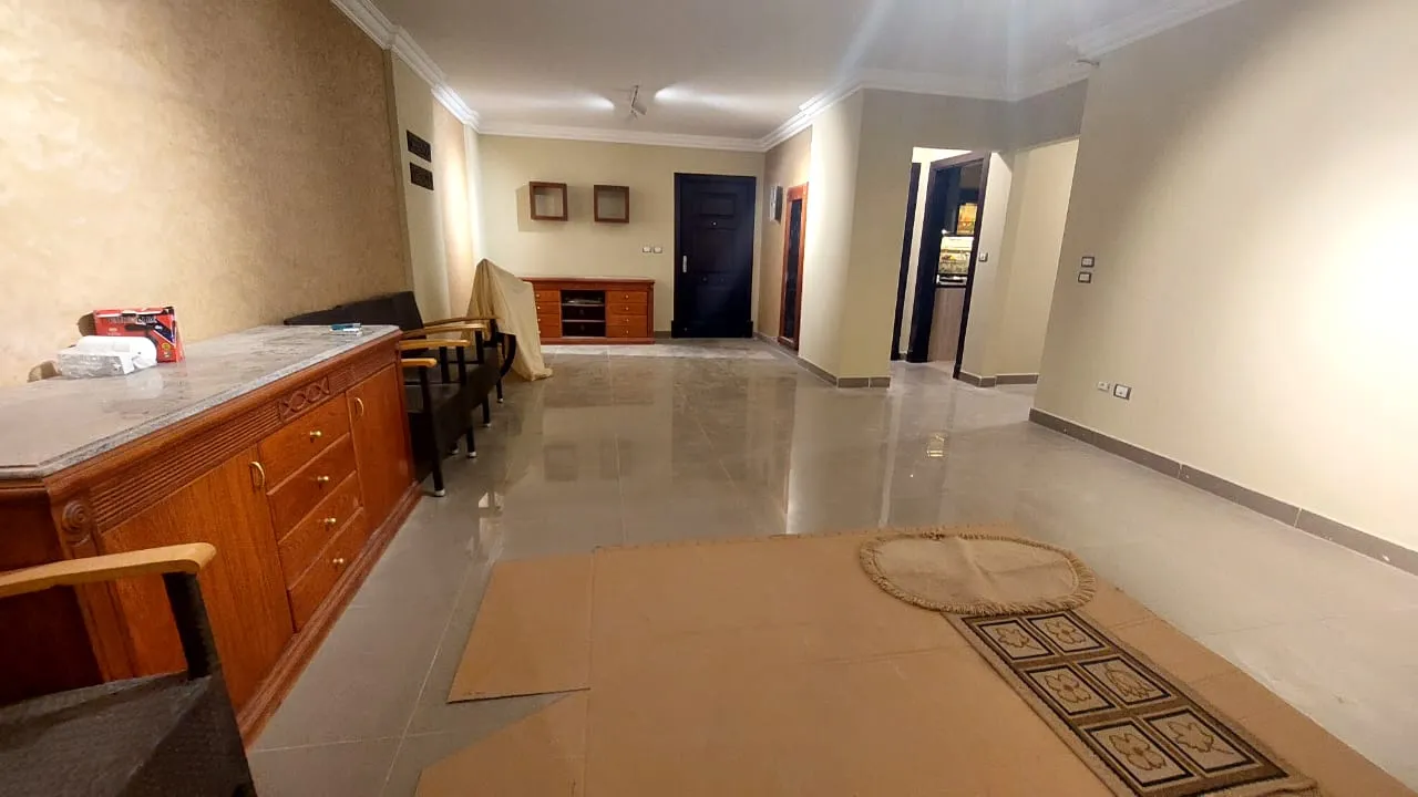  للبيع في جايد في  بمساحة 0 م² تتكون من 0 غرف