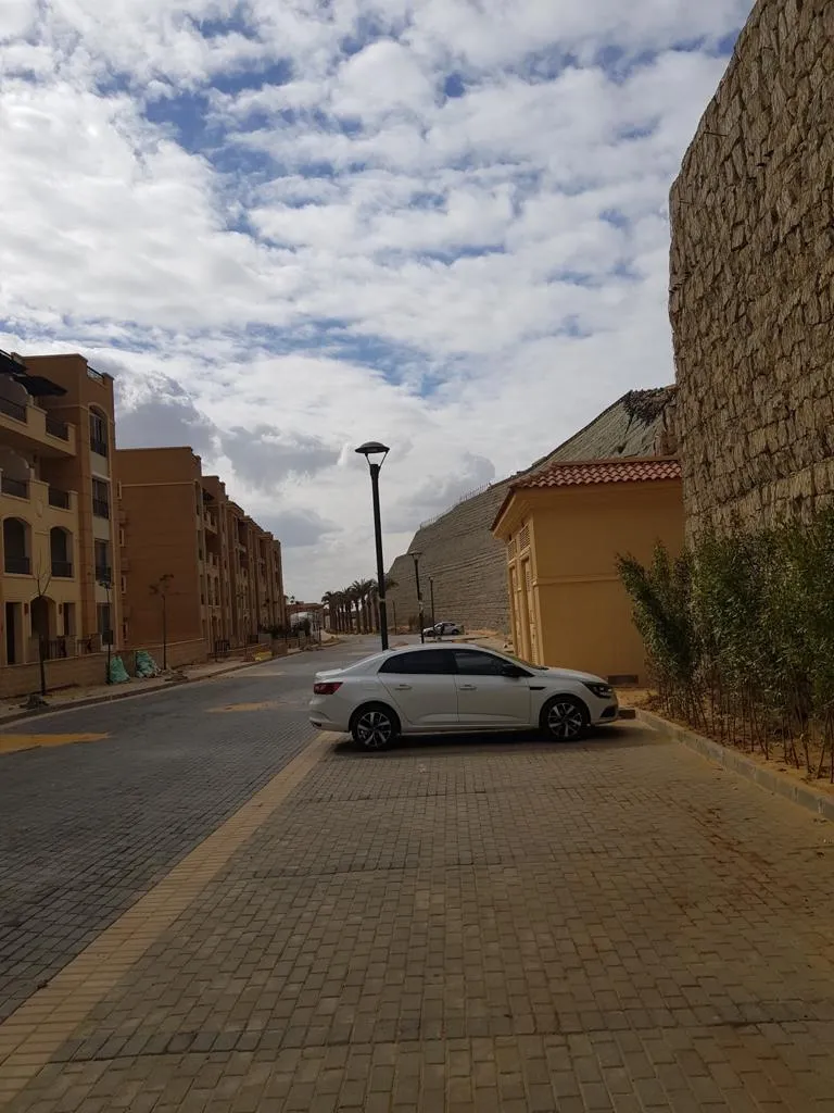  للبيع في ستون ريزيدنس في  بمساحة 0 م² تتكون من 0 غرف