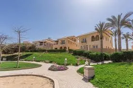 Apartment for sale in Garden Residence Hyde Park in New Cairo of 157 m² with 3 bedrooms