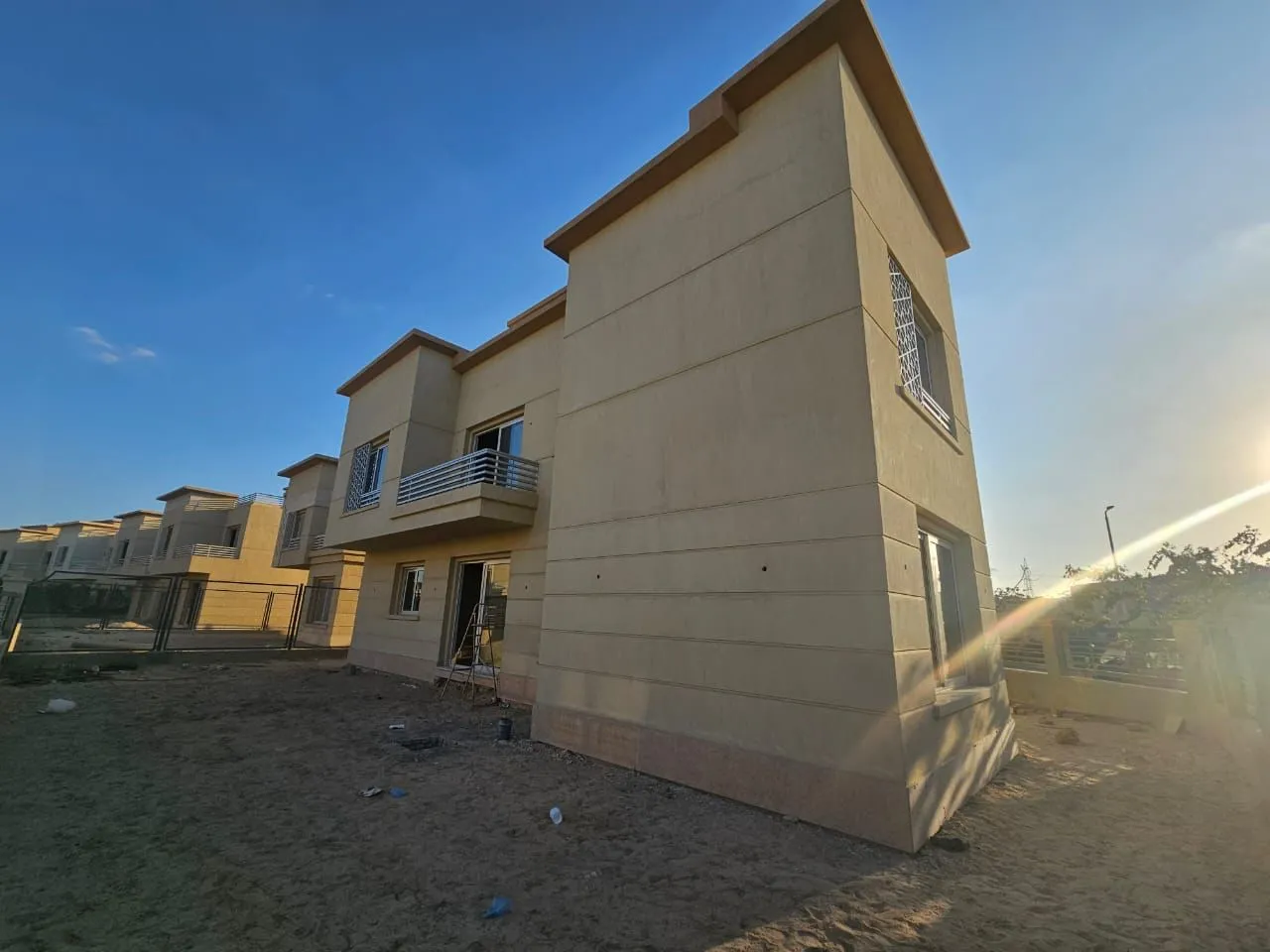  للبيع في جدار في  بمساحة 0 م² تتكون من 0 غرف