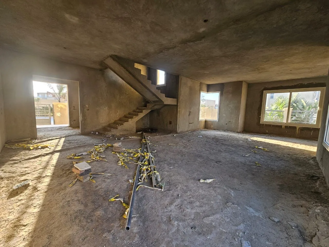  للبيع في جدار في  بمساحة 0 م² تتكون من 0 غرف