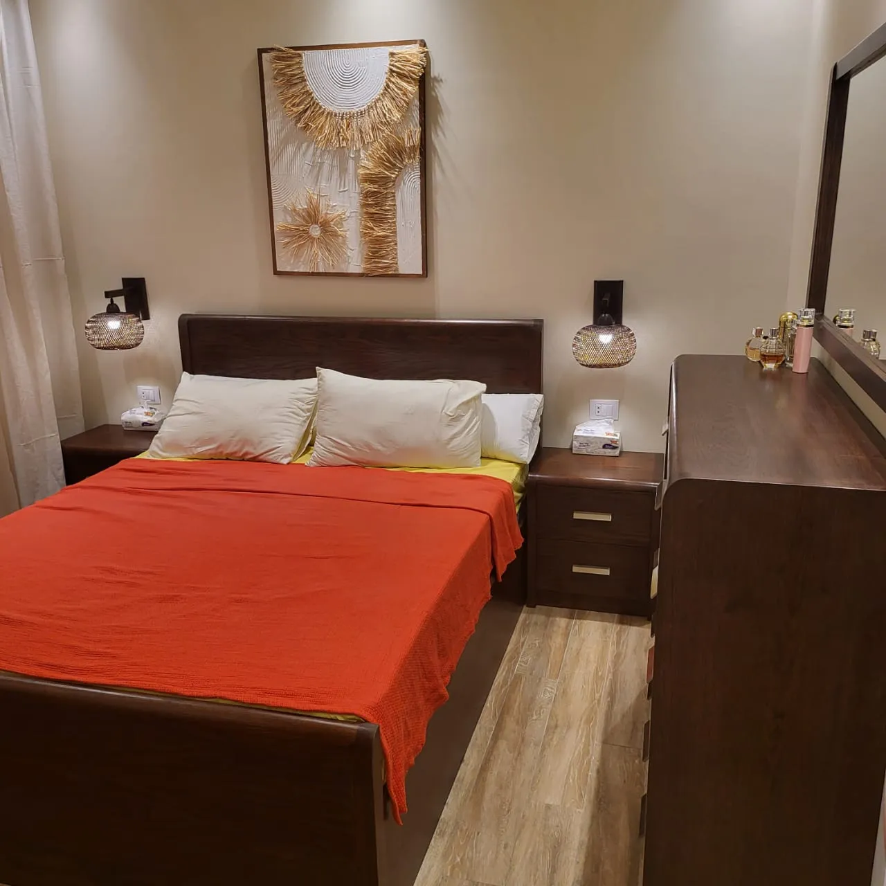 شاليه للبيع في مارينا مراسي في سيدي عبد الرحمن بمساحة 0 م² تتكون من 2 غرف